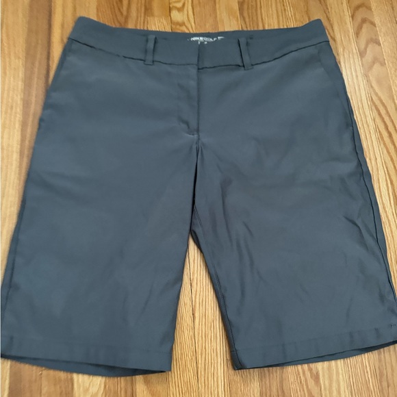 Nike Pants - F Women's Nike Golf athletic athleisure dri-fit shorts